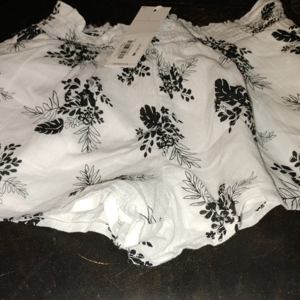 Janie and Jack Black and White Floral Shorts